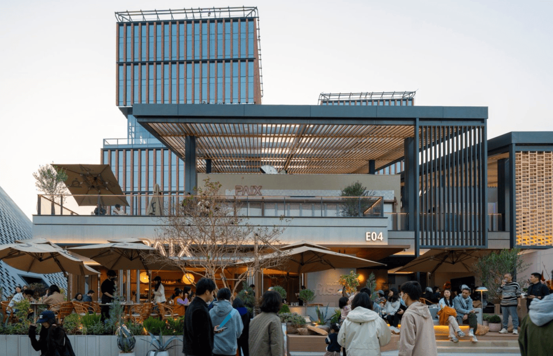 深扒 | 都是一线江景,白鹅潭还有多少10万+豪宅?